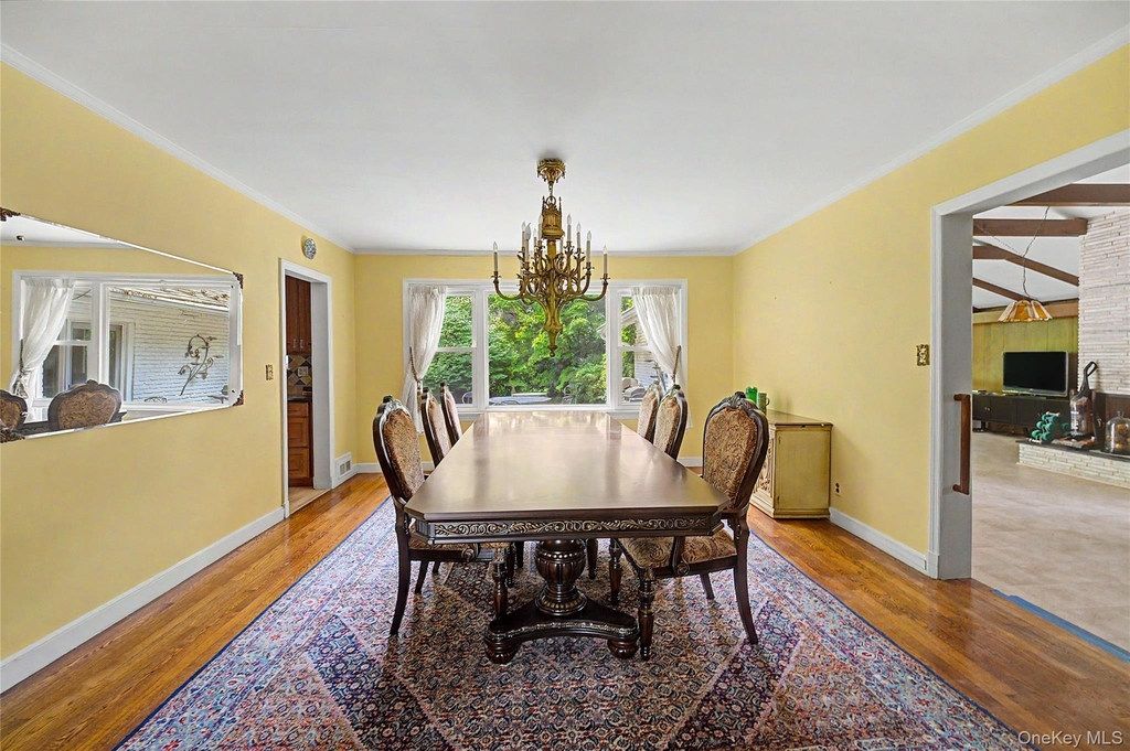 10 Hempton Road - Photo 6