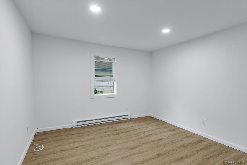 158 Continental Avenue - Photo 5