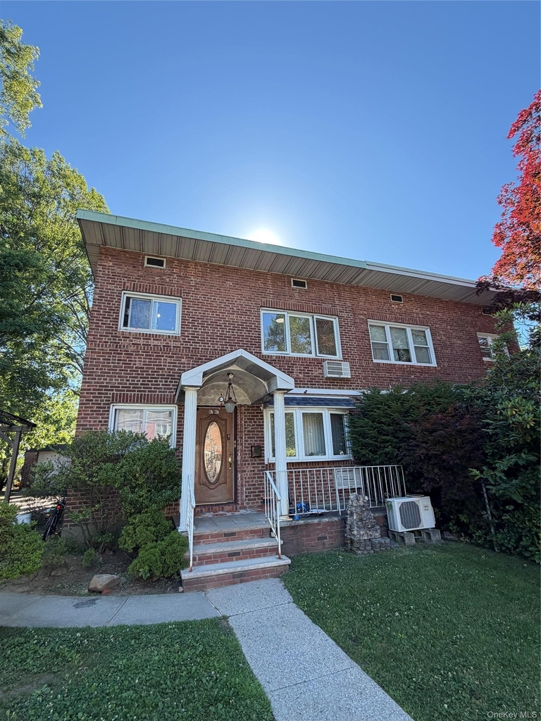 6747 222nd Street - Photo 0
