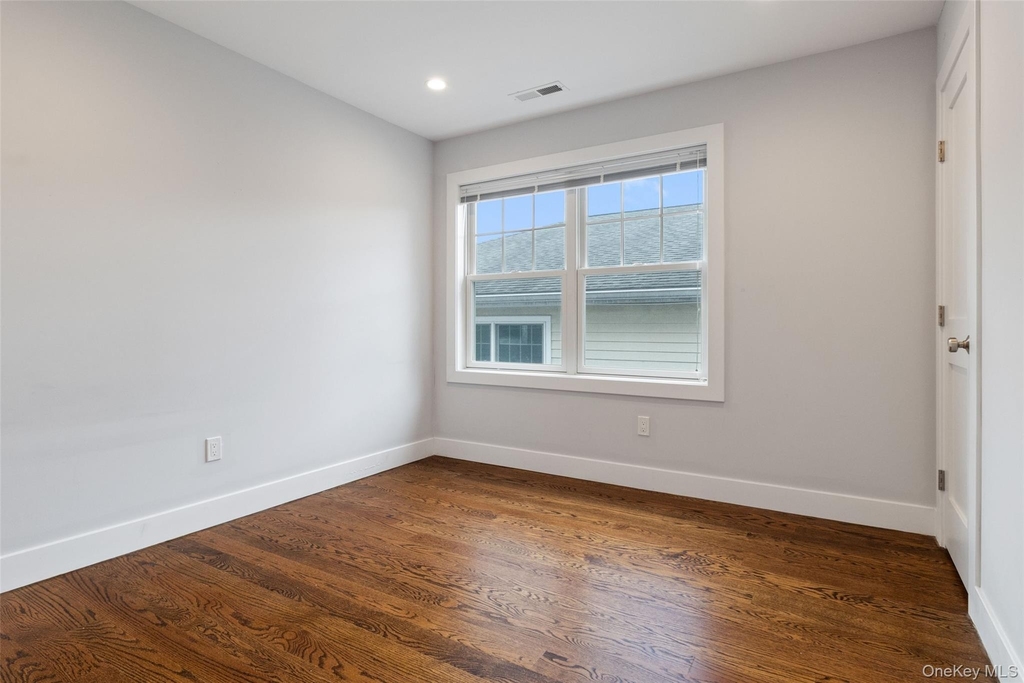 44-46 Ellsworth Avenue - Photo 17