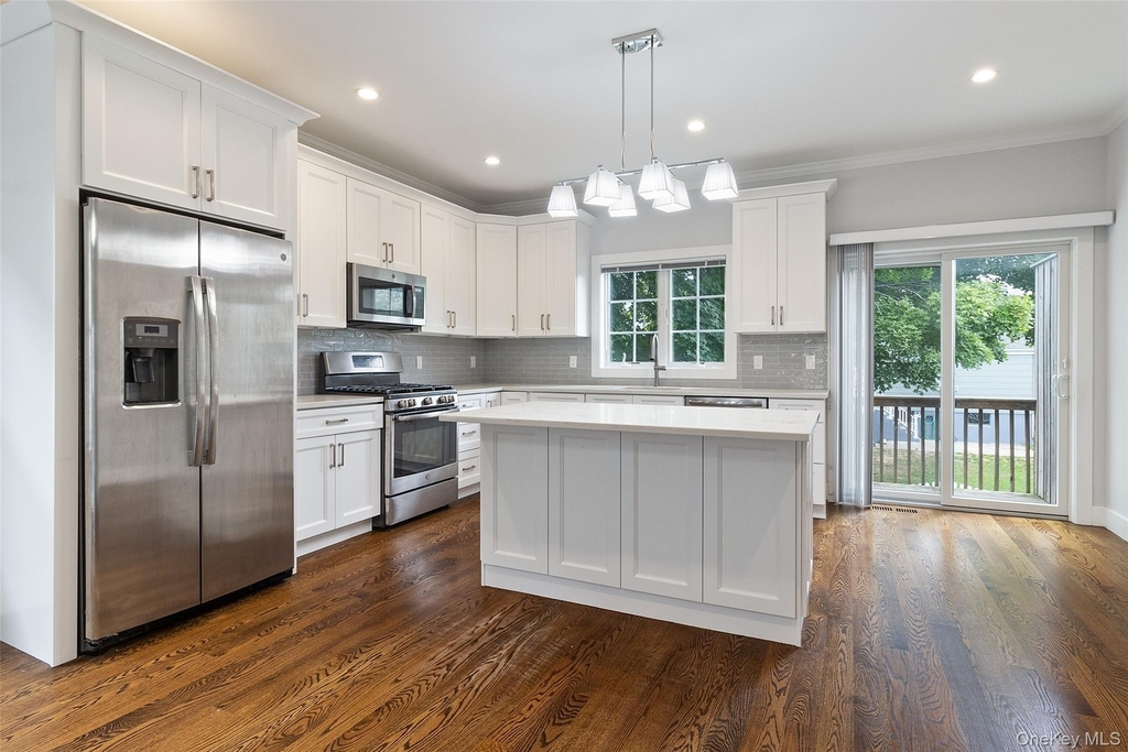 44-46 Ellsworth Avenue - Photo 4