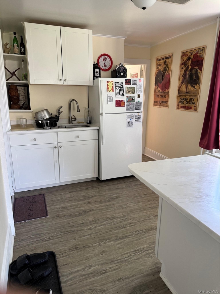 26 Oakland Avenue - Photo 1