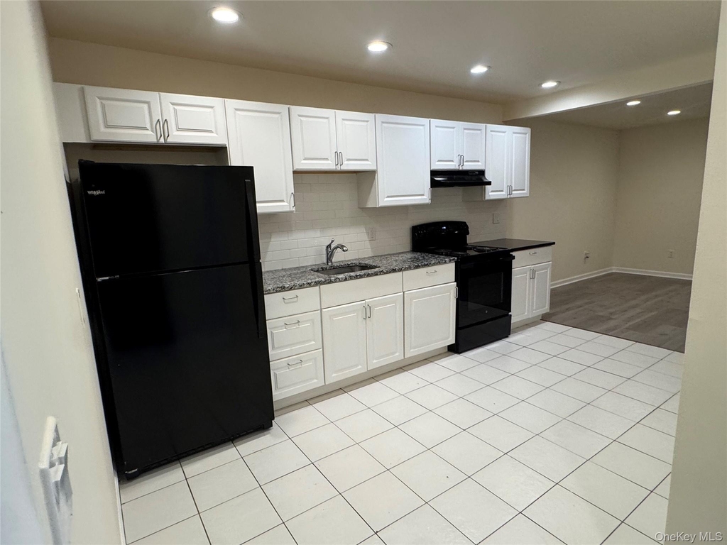 286 Main Street - Photo 3