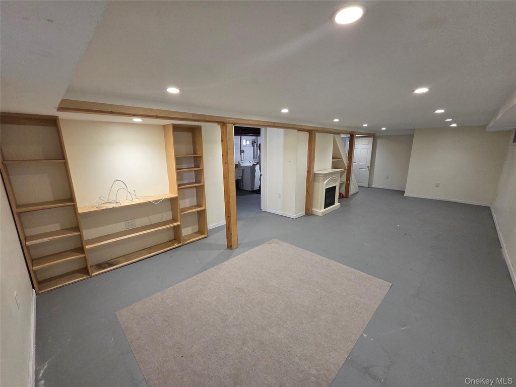 220 Raff Avenue - Photo 19