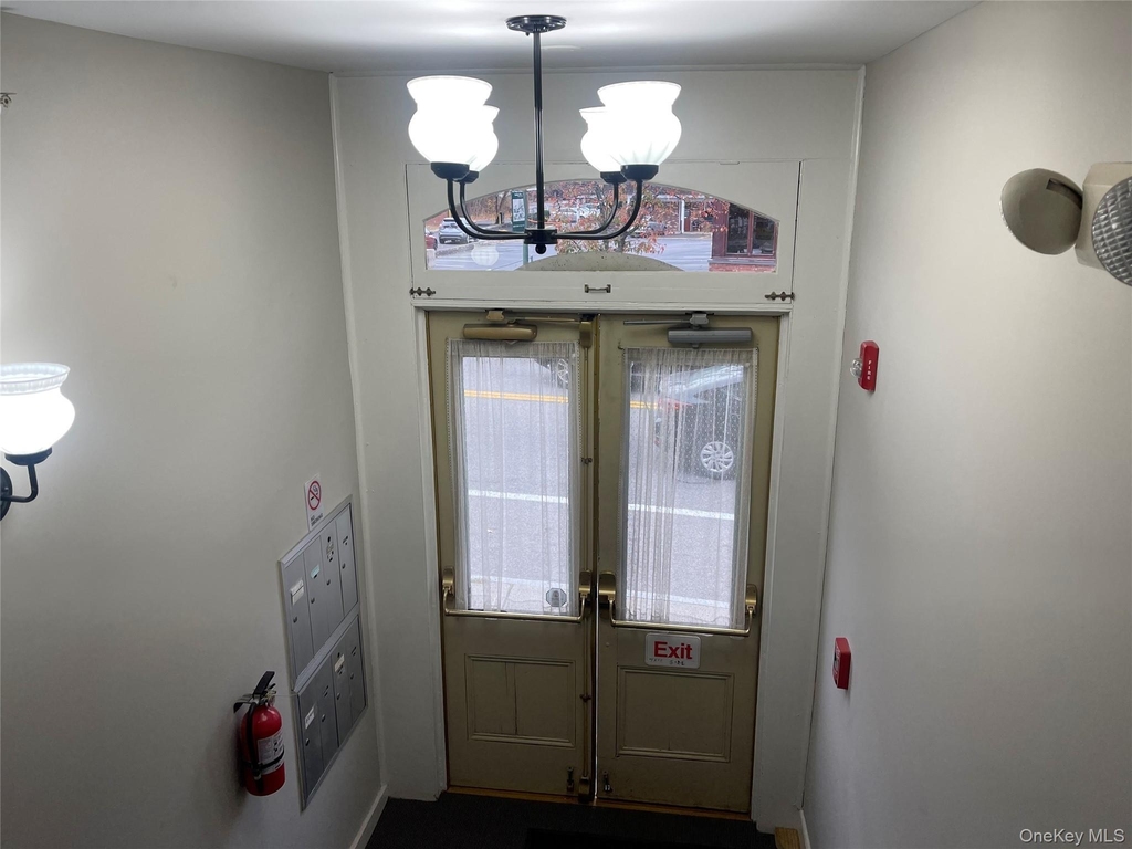 1106 Main Street - Photo 11