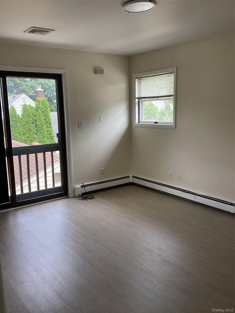 1973 Bellmore Ave - Photo 2
