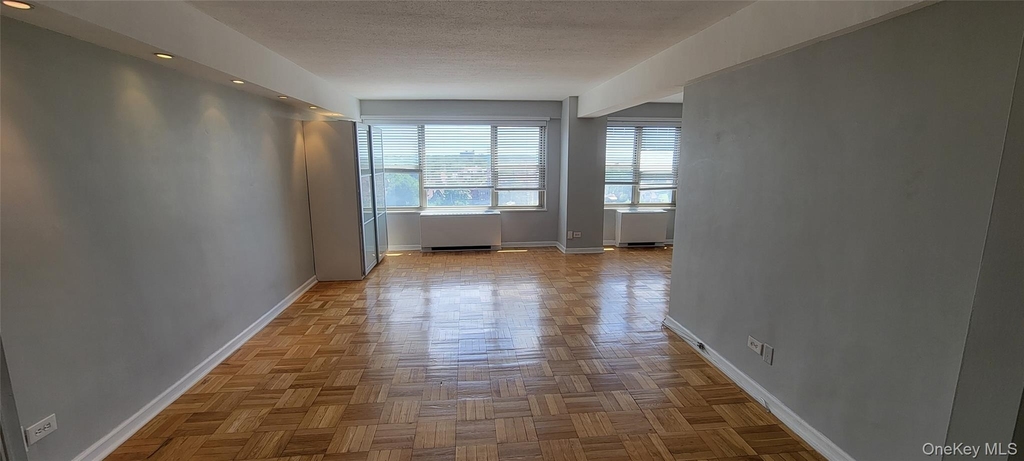 107-40 Queens Boulevard - Photo 5