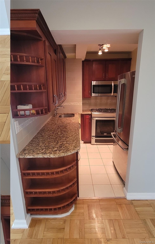 107-40 Queens Boulevard - Photo 11