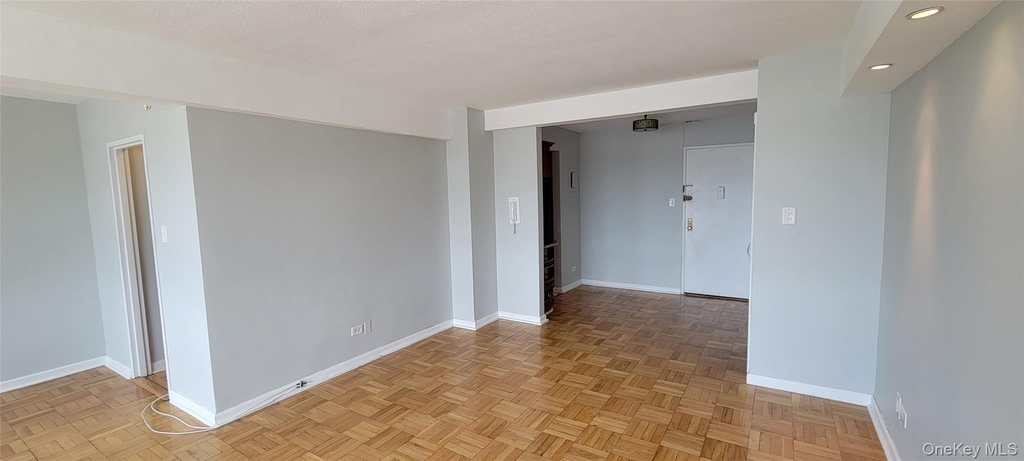107-40 Queens Boulevard - Photo 7