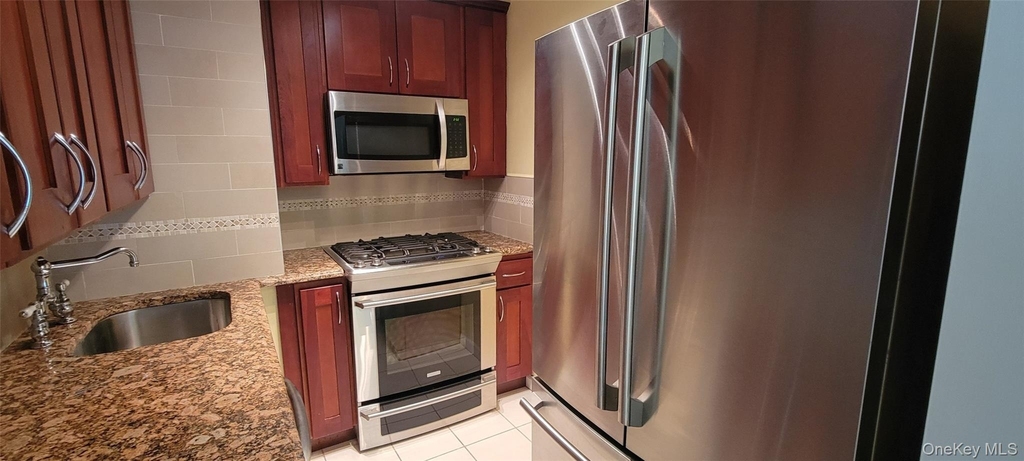 107-40 Queens Boulevard - Photo 14