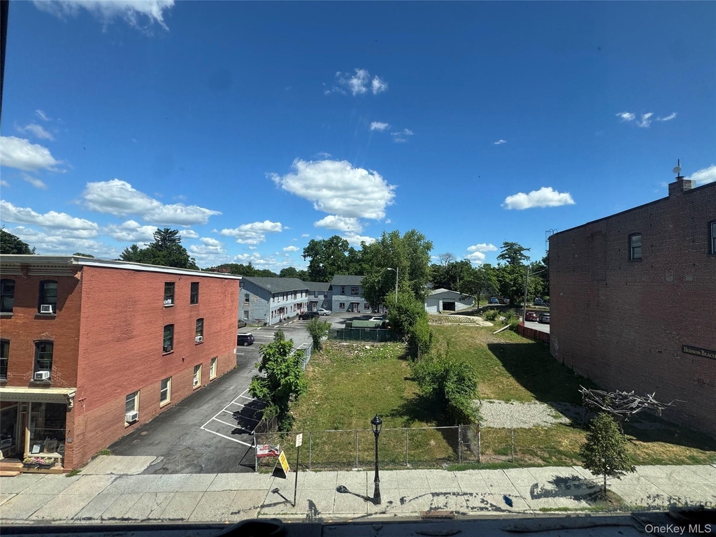 155 Main Street - Photo 3