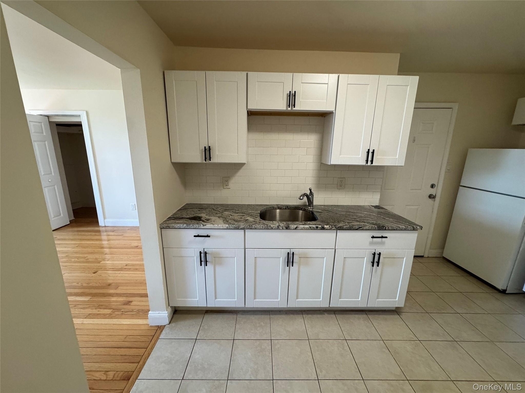155 Main Street - Photo 7