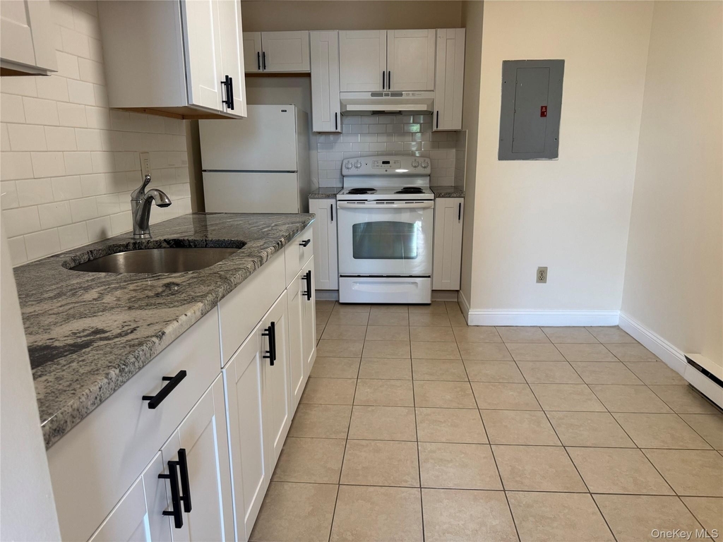 155 Main Street - Photo 6
