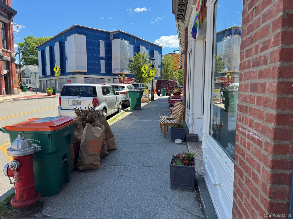 155 Main Street - Photo 2