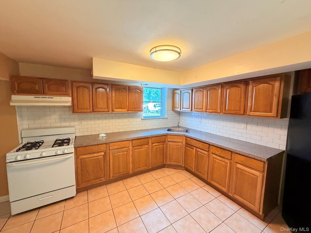 188 Spring Street - Photo 5