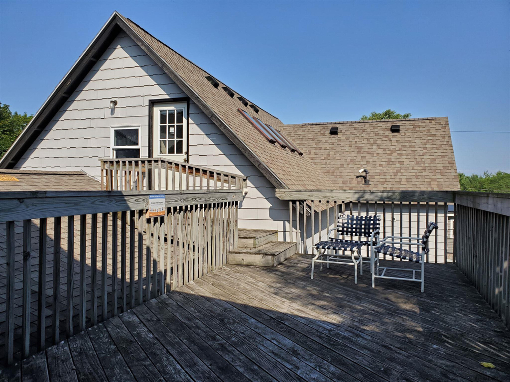 134 Woodlawn Avenue - Photo 6