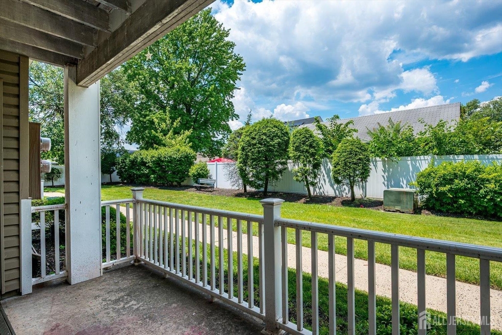 906 Montague Avenue - Photo 17