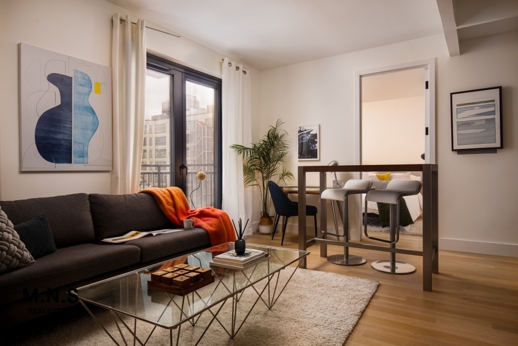 260 Gold Street - Photo 2