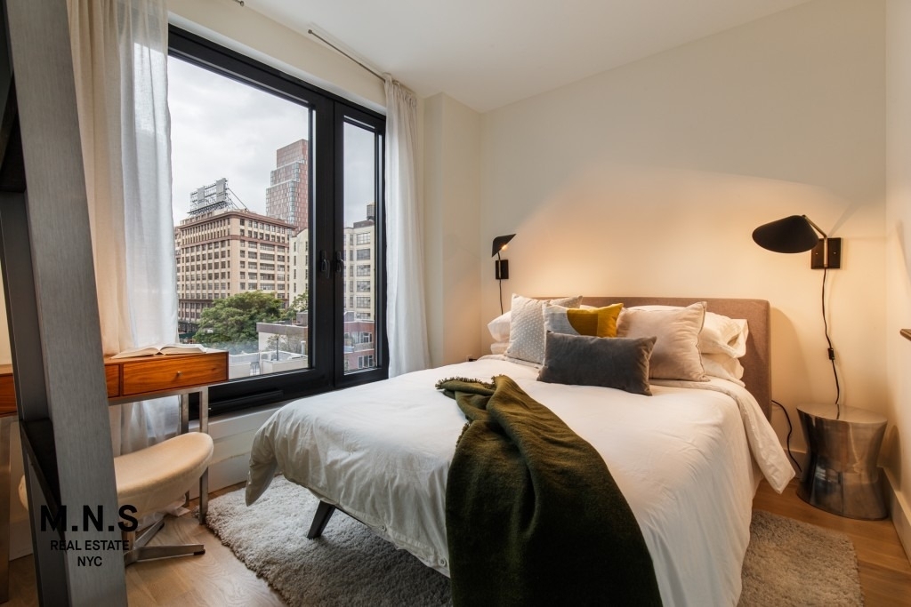 260 Gold Street - Photo 5
