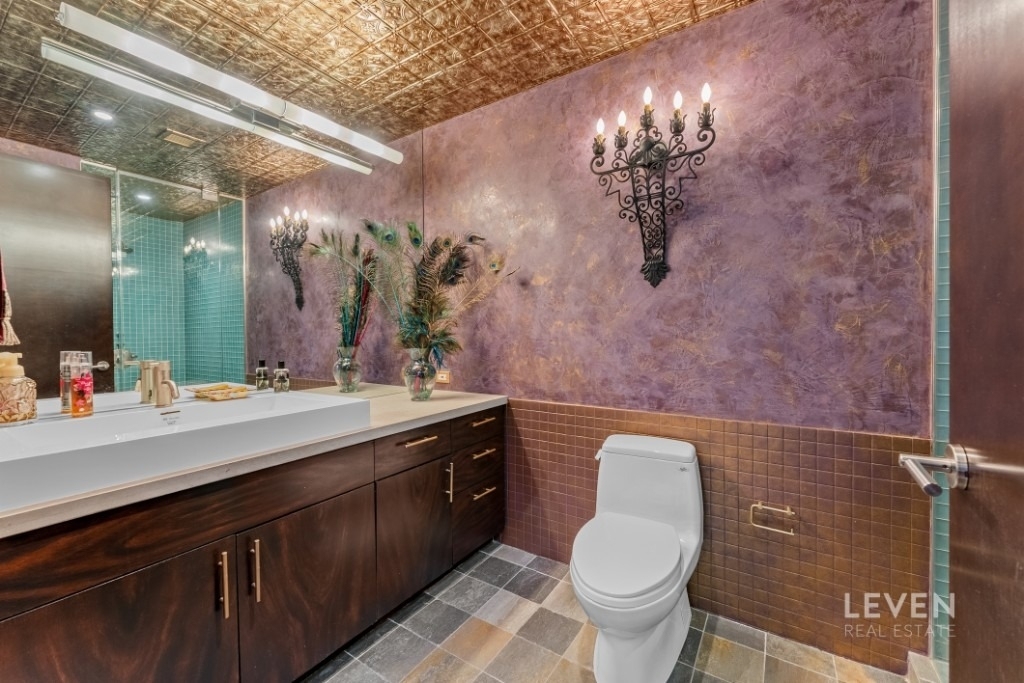 135 W 4th Street - Photo 19