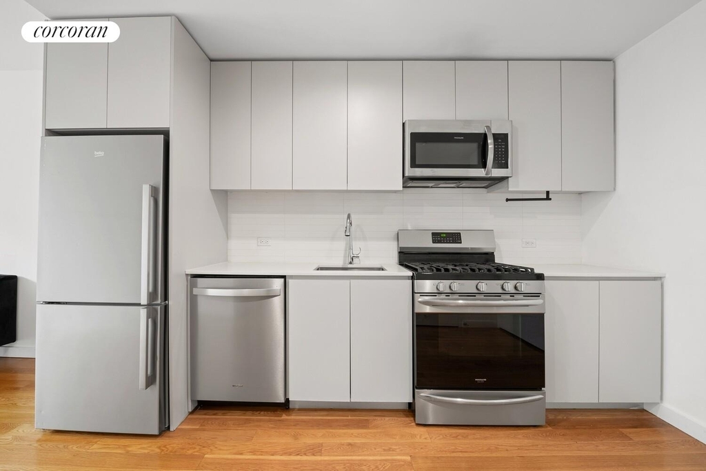 123 Hope Street - Photo 2