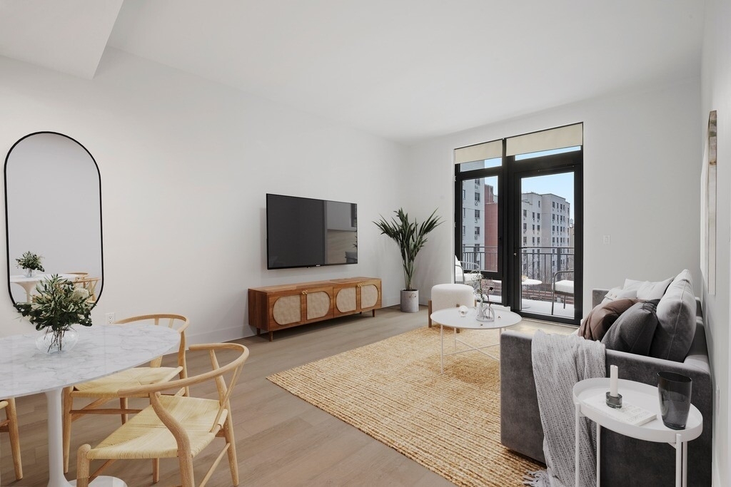 50 Varet Street - Photo 1