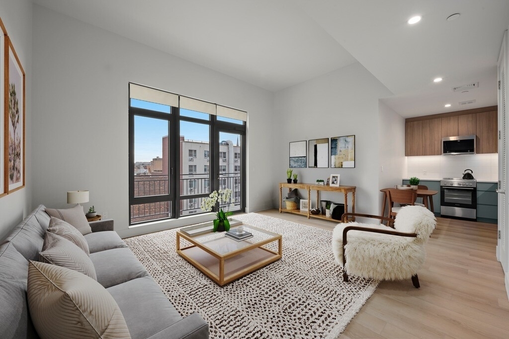 50 Varet Street - Photo 0