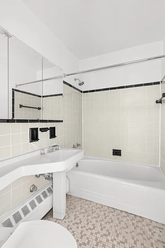120 E 90th Street - Photo 4