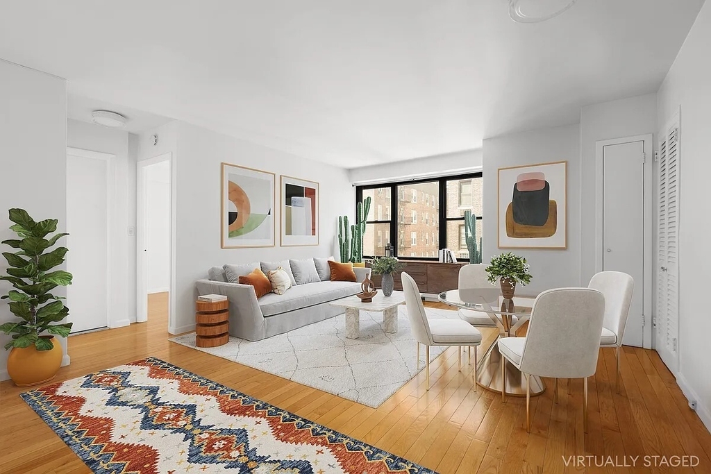 120 E 90th Street - Photo 0