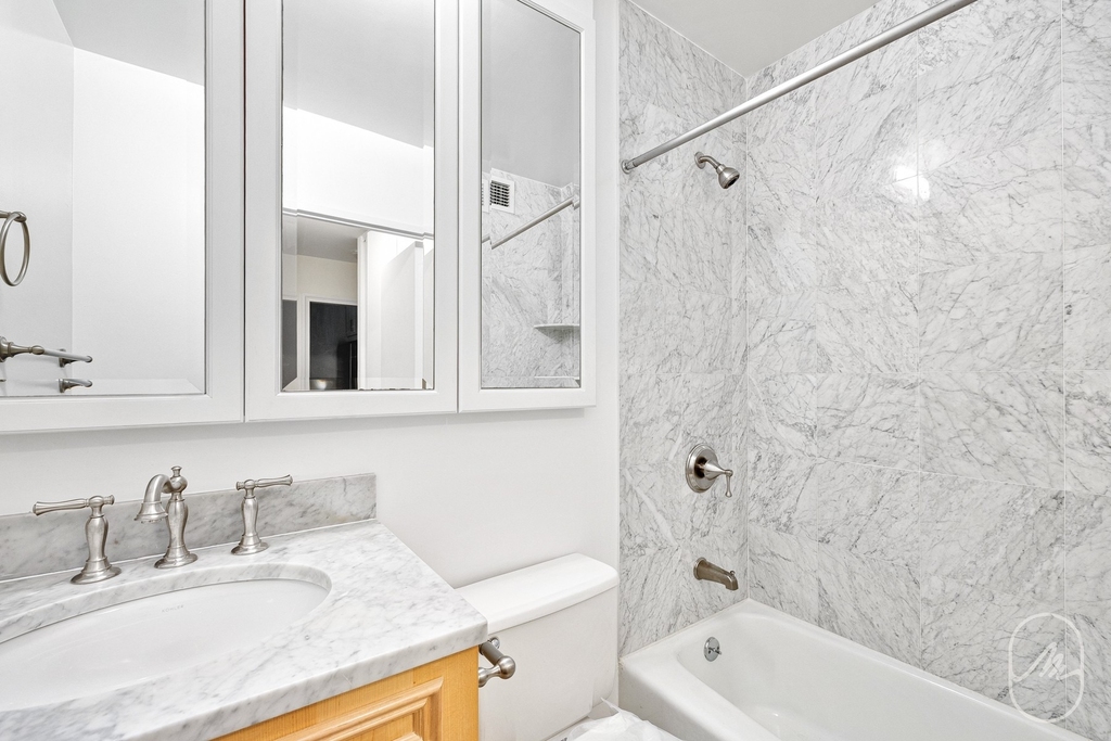 145 W 67th Street - Photo 8