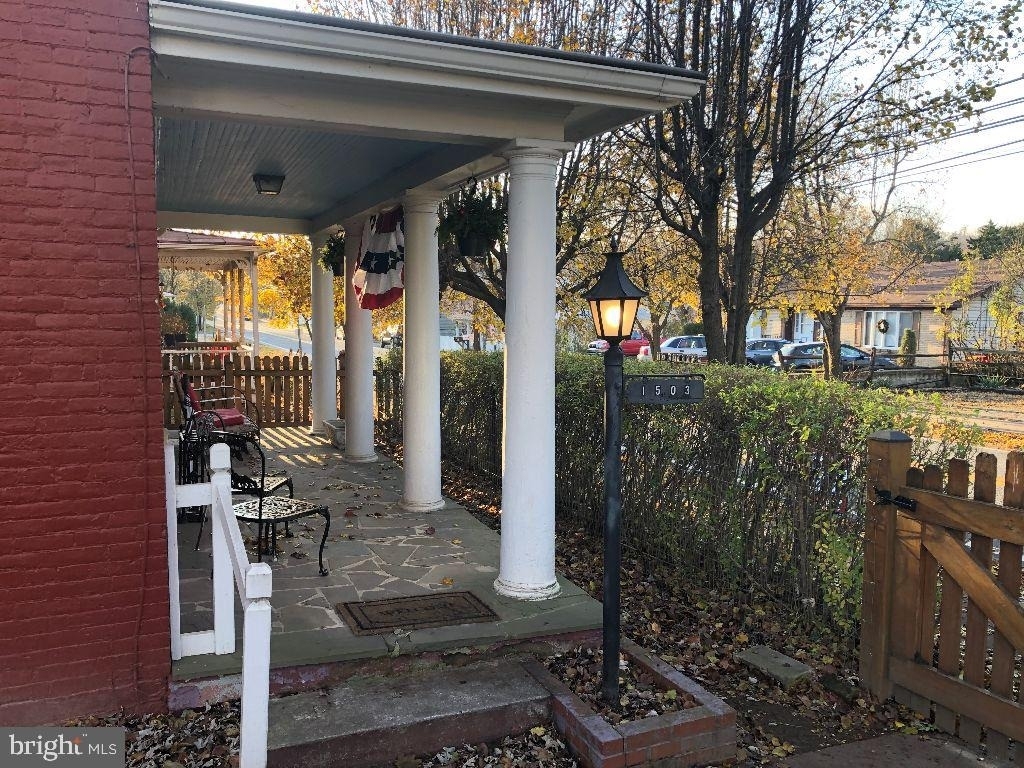 1503 W Washington Street - Photo 1
