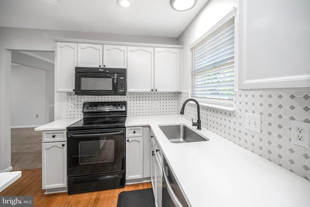 33 Saint Williams Way - Photo 9