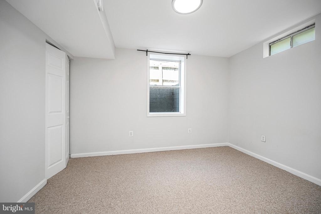 33 Saint Williams Way - Photo 24