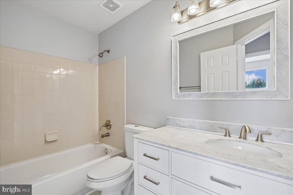 3392 Vineland Place - Photo 11