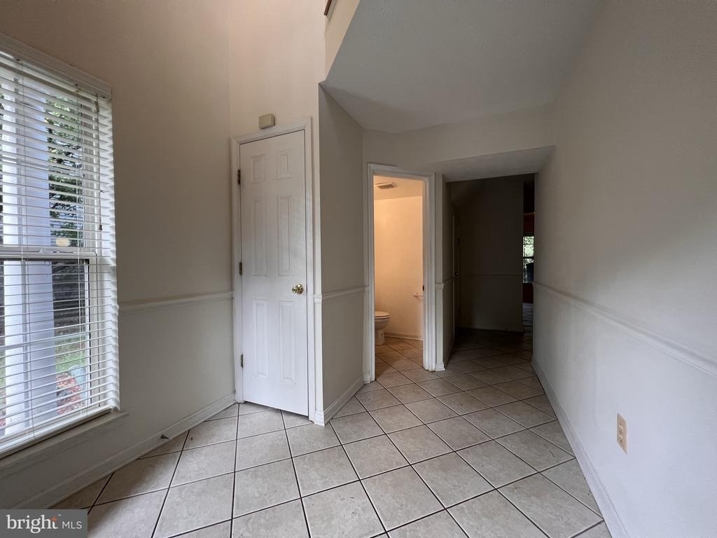44106 Tippecanoe Terrace - Photo 2