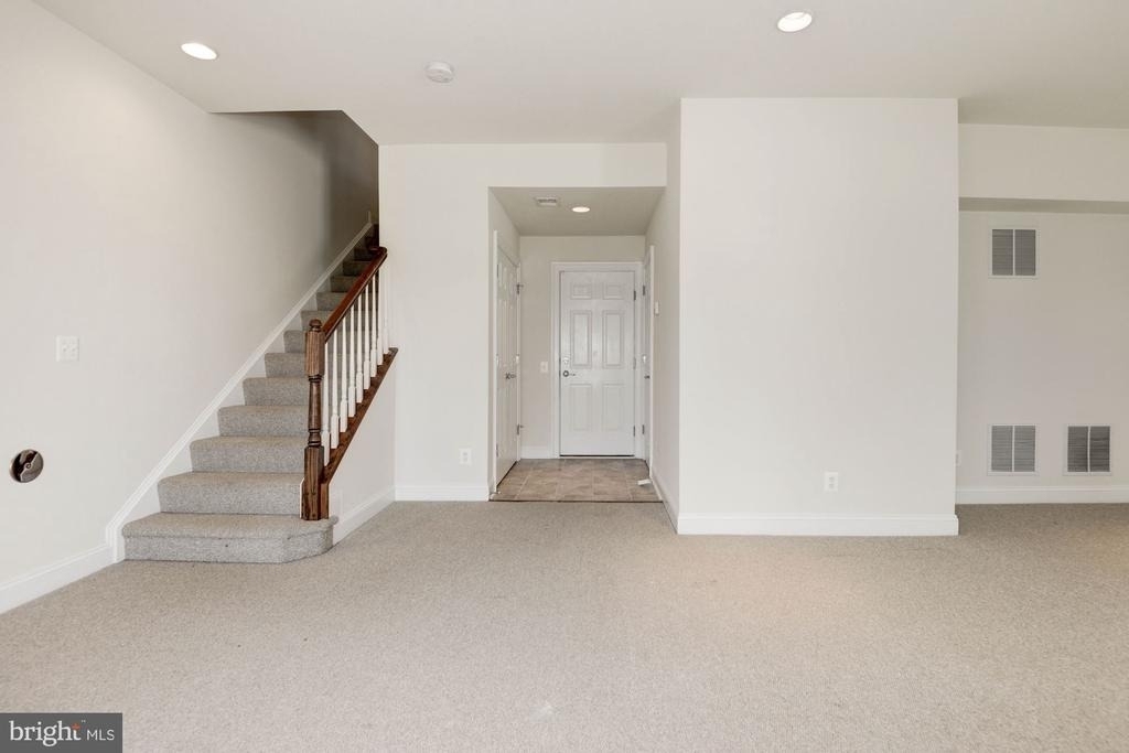 25442 Hopton House Terrace - Photo 21