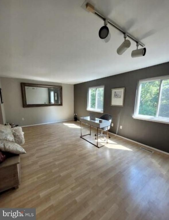 1415 Greenmont Court - Photo 8