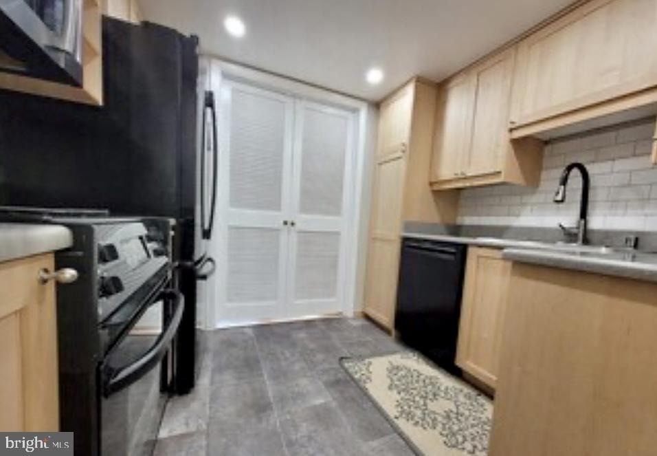 1415 Greenmont Court - Photo 11