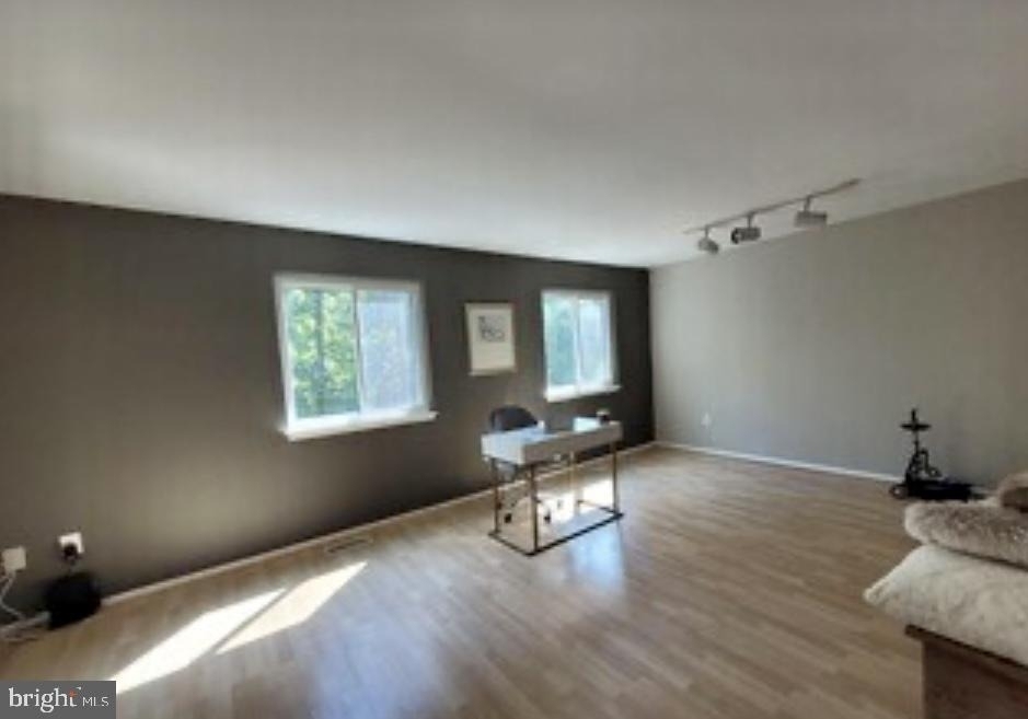 1415 Greenmont Court - Photo 6