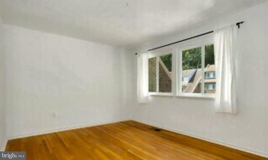 1415 Greenmont Court - Photo 16