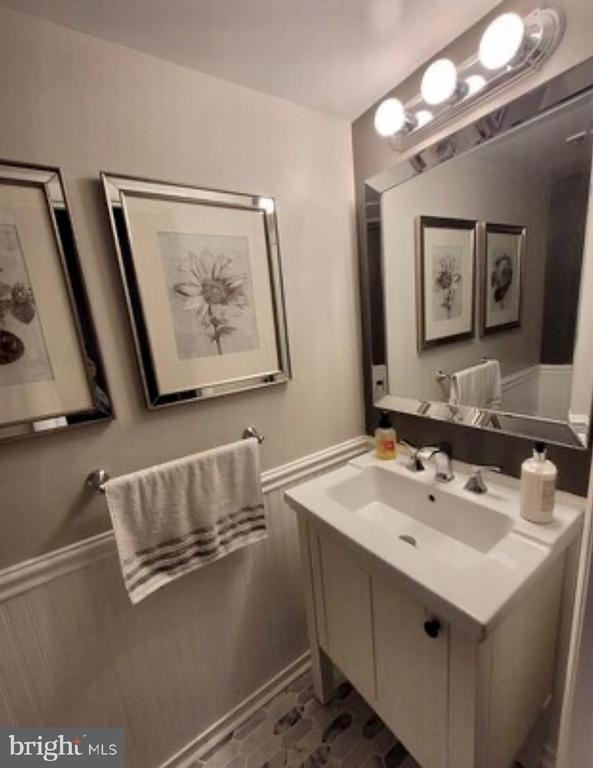 1415 Greenmont Court - Photo 5