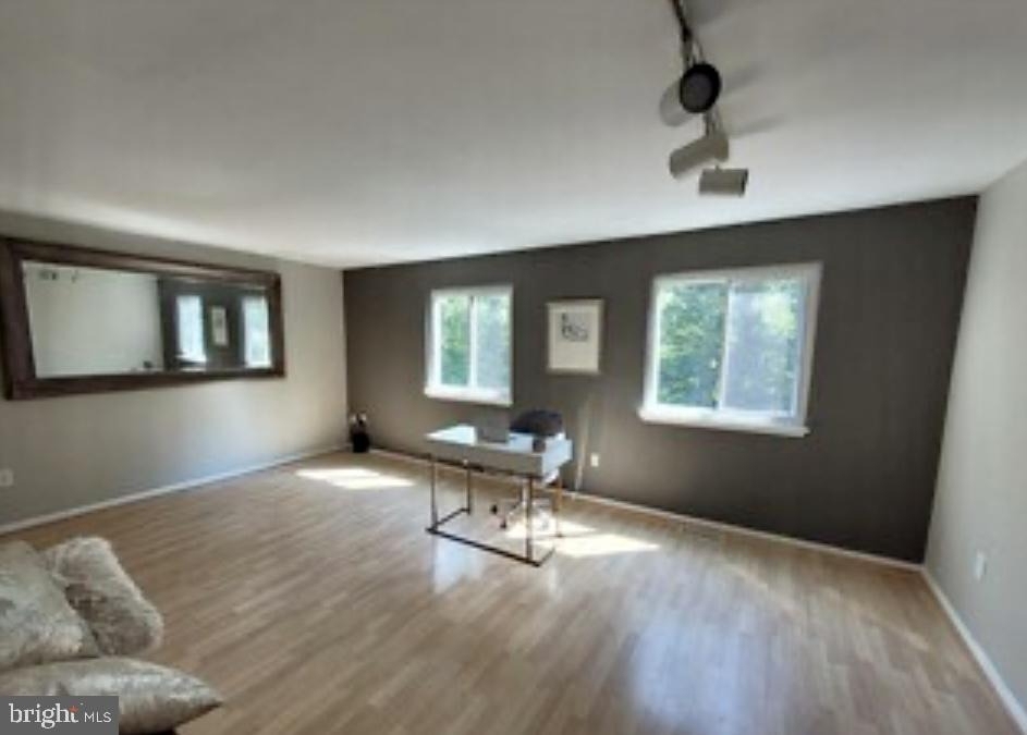 1415 Greenmont Court - Photo 10