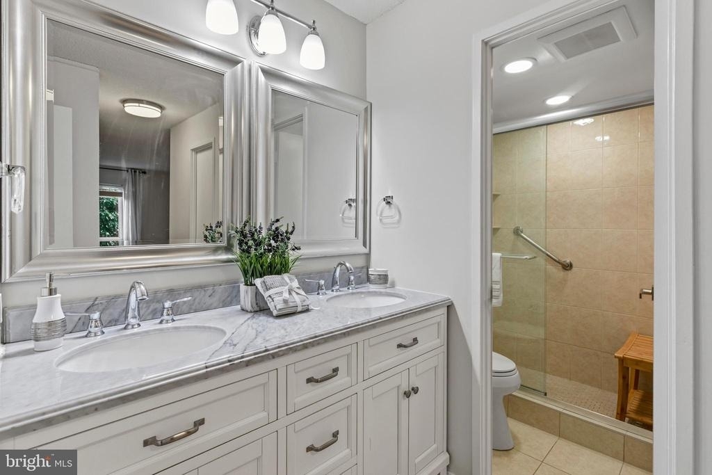 8360 Greensboro Drive - Photo 45