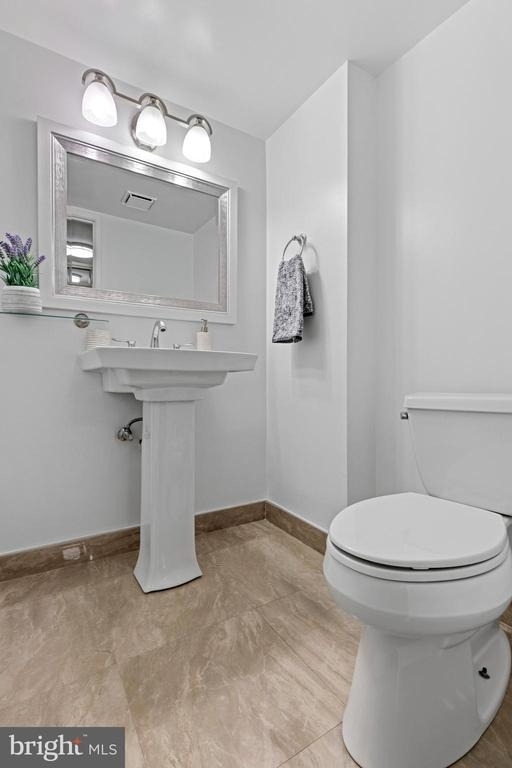 8360 Greensboro Drive - Photo 35
