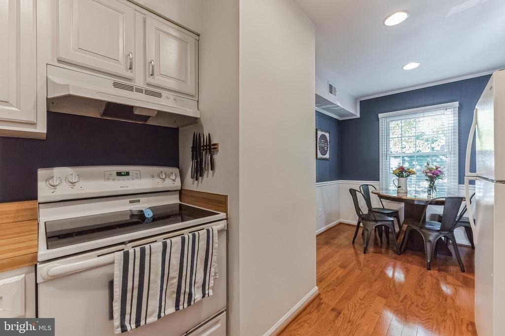 5920 Prince George Drive - Photo 9