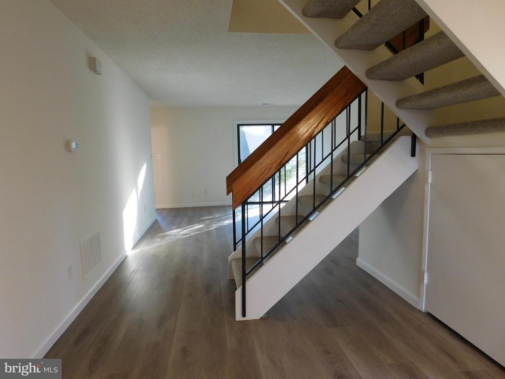 2130 Cartwright Place - Photo 3