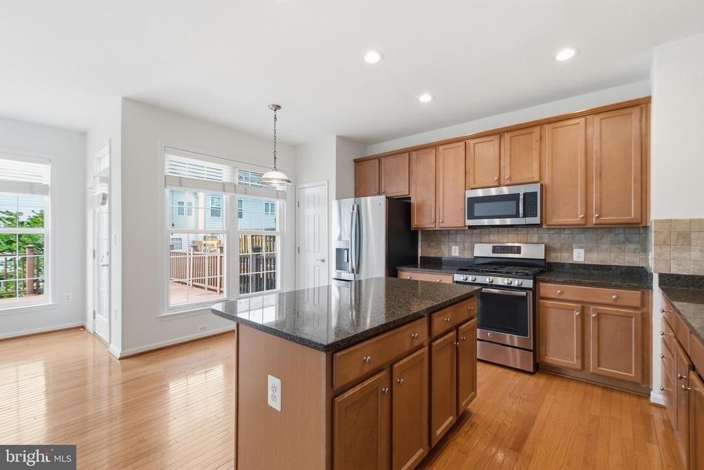 9148 Furey Road - Photo 10