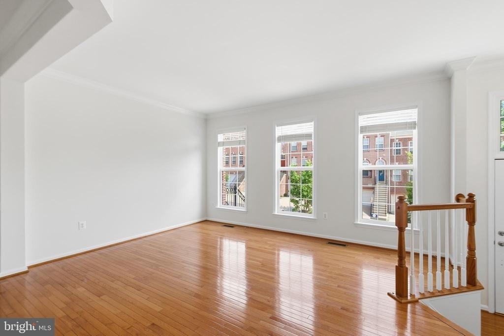 9148 Furey Road - Photo 4