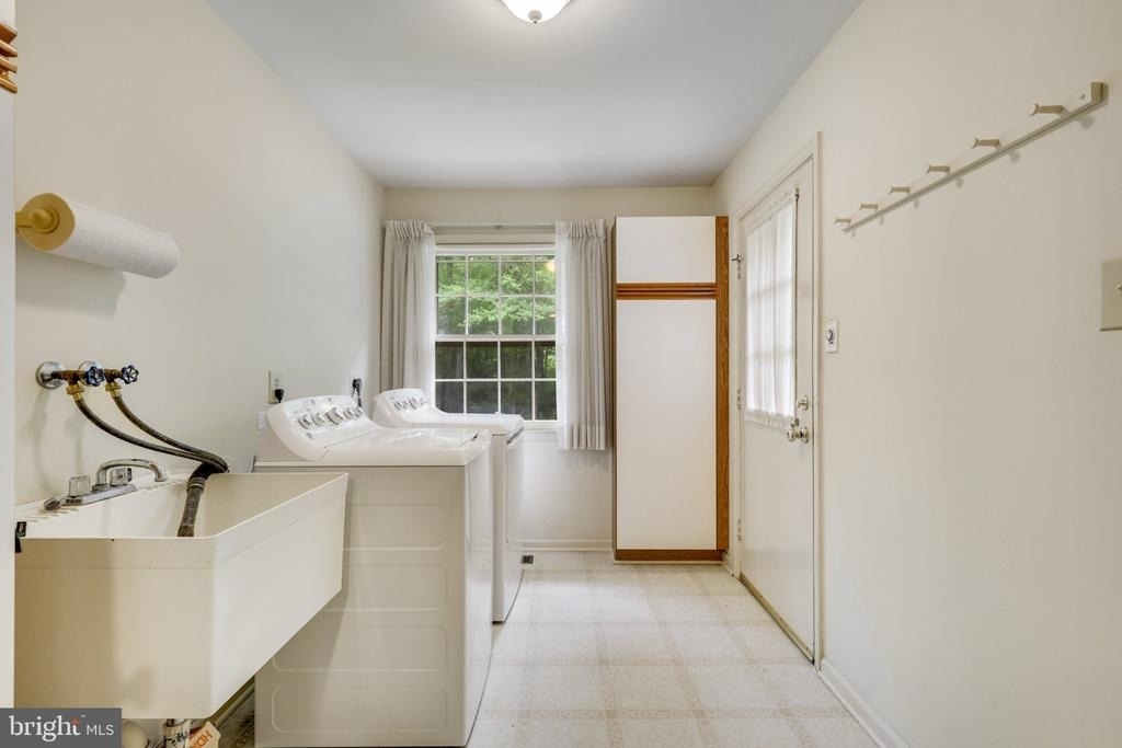1427 Laurel Road - Photo 24