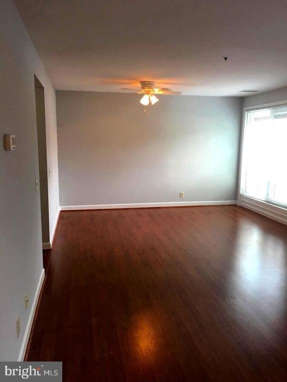 115 N Lee Street - Photo 1